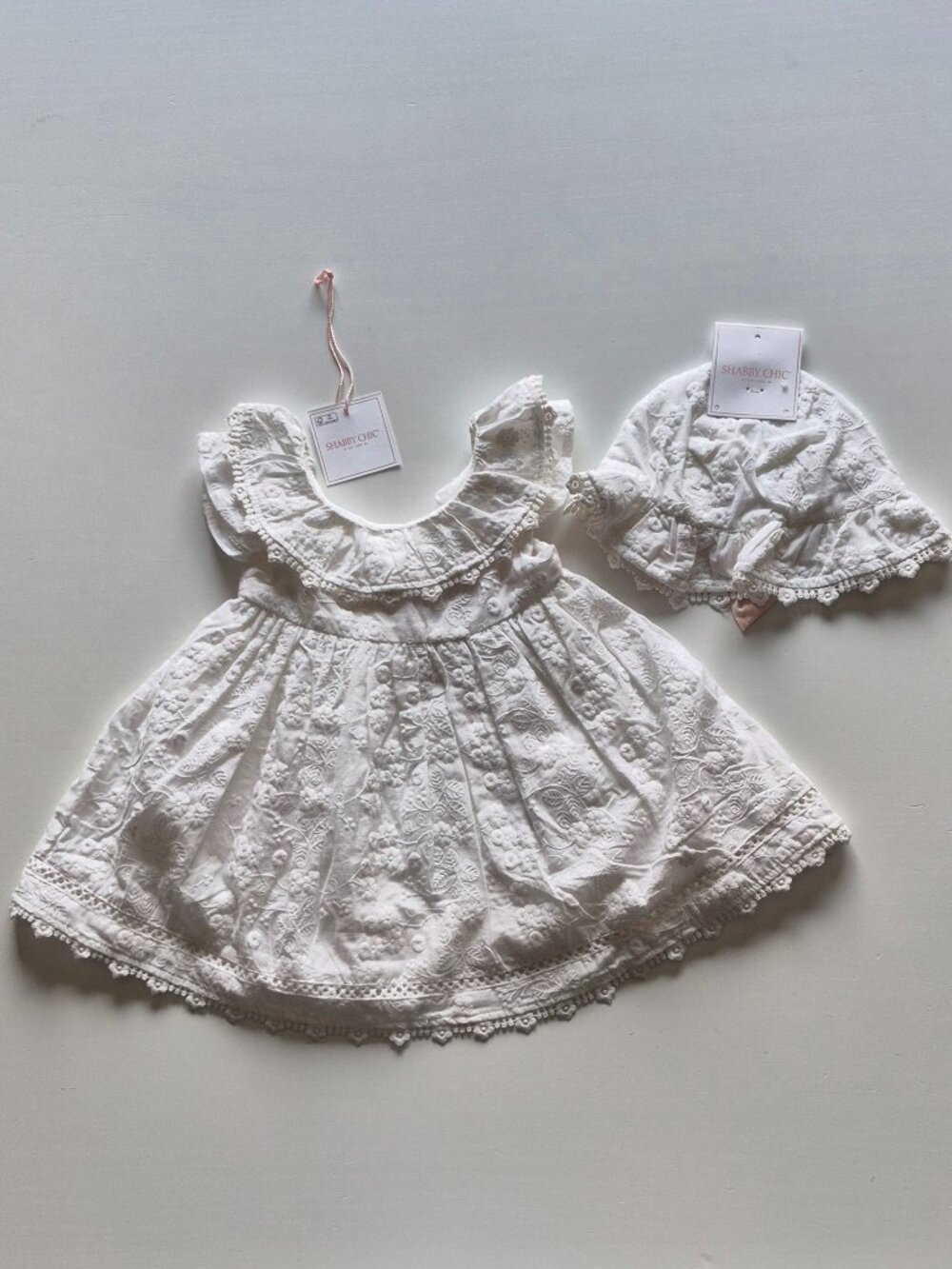 NWOT Shabby Chic Baby Girl 3-6 Month White Dress with Pink Bow and Hat
